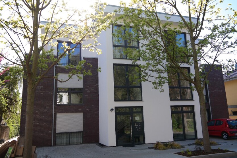 3-Zimmer Wohnung mit Garten in Bergheim Erft, City, u. A.