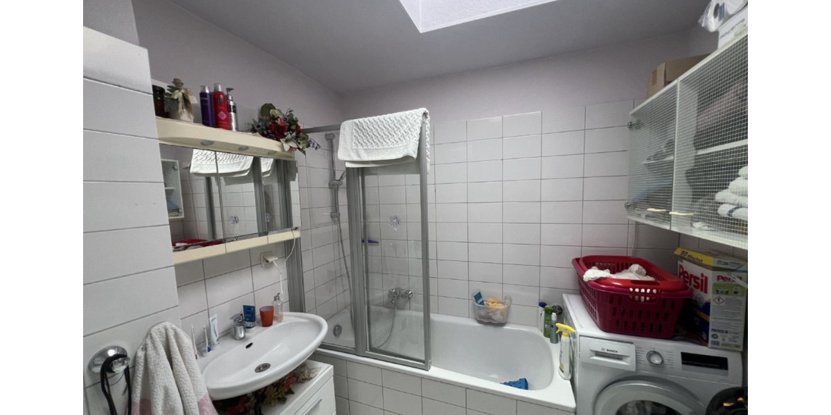 Moderne 2-Zimmer Dachgeschosswohnung in Düsseldorf-Benrath 2 zimmer