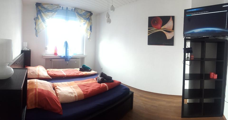 3-Zimmer-Wohnung mit großem Balkon und Sauna in zentraler Lage – 3 zimmer