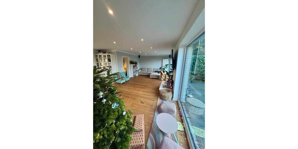 Familienhaus - kernsaniert, mit Sport- und Spielkonzept 6 zimmer