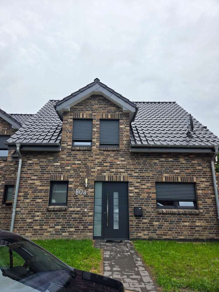 Haus zum Mieten in Duisburg-Baerl 1.600 € 108 m²