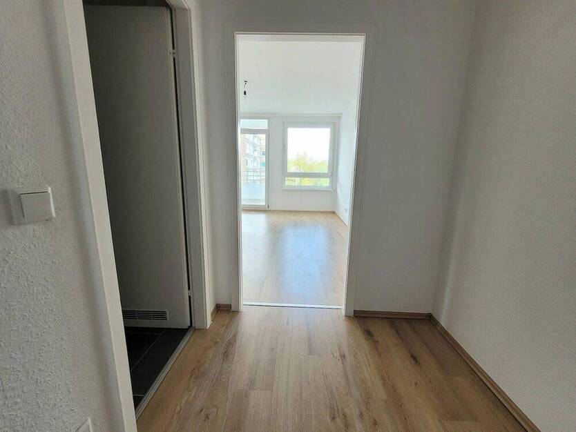 Schöne 2-Zimmer-Wohnung mit Balkon!