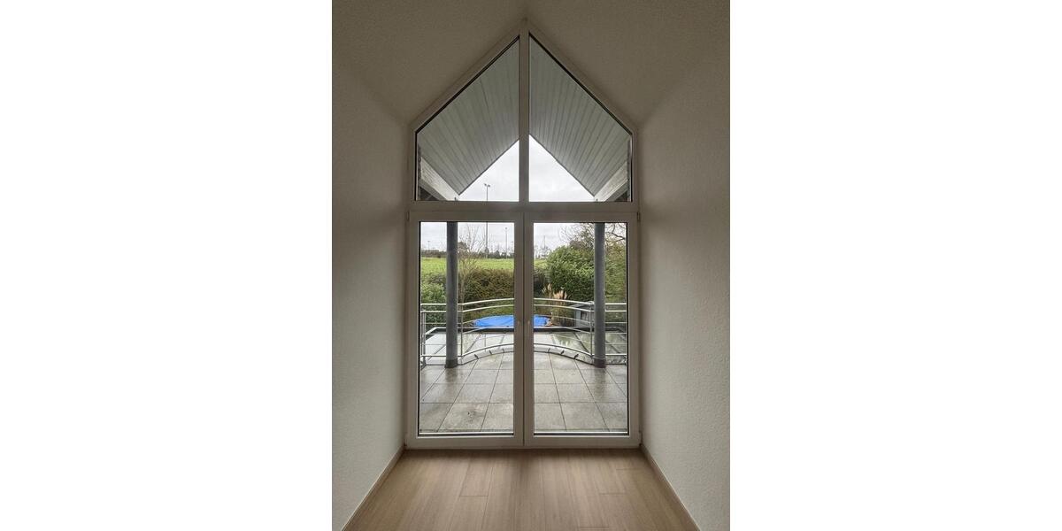 Frisch Renovierte 3 Zimmer Wohnung in ruhiger Lage 3 zimmer