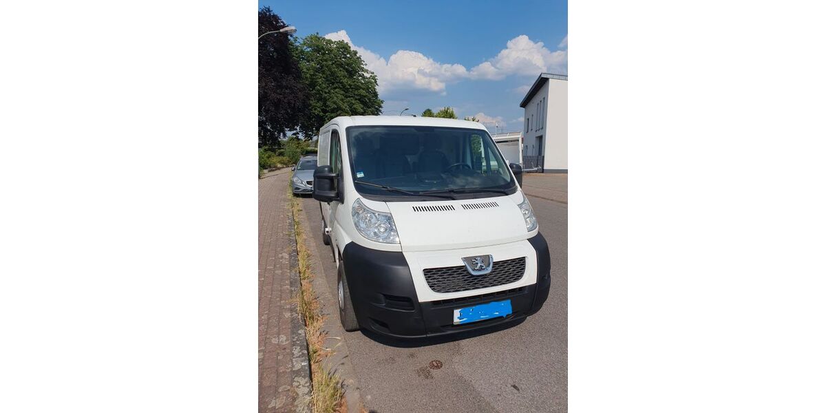 Peugeot Boxer 225.000 km 7.400 &euro; Düsseldorf 40221