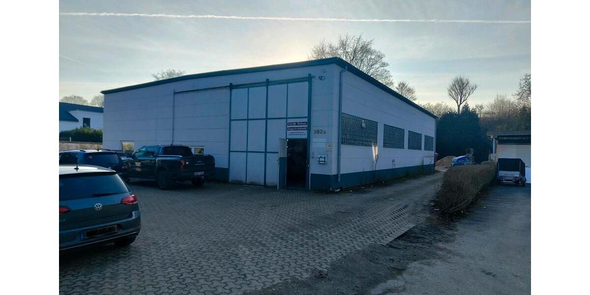 Lagerhalle in Wedau mit Büro und großer Außenfläche zimmer