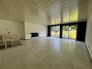 Loft ähnliche 2 Etagen ETW Garten Garage 2 zimmer