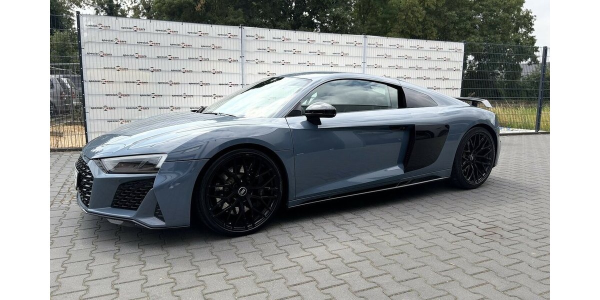Audi R8 / 5.2 FSI quattro / 570PS / V10 FSI 110.000 km 99.900 &euro; Mönchengladbach 41066