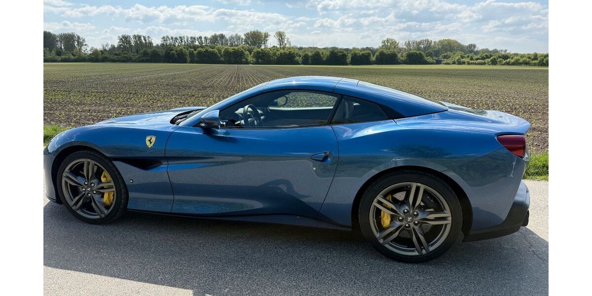 Ferrari Portofino 40.800 km 189.000 &euro; Mönchengladbach 41066