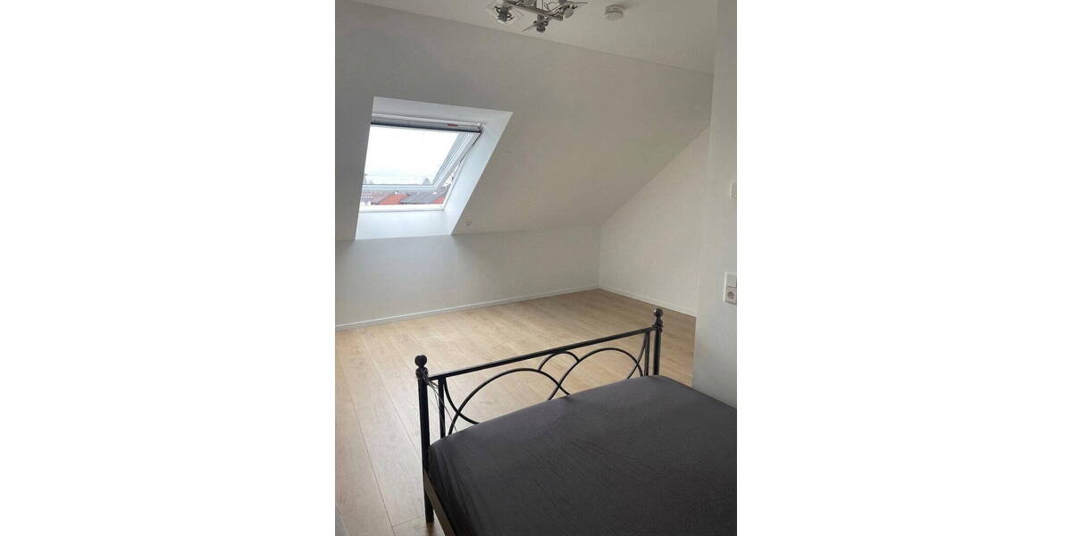 Reihenmittelhaus Langenfeld Immigrath - 5 Zimmer, 134 m&sup2;, 698.000&euro; | Angebot:26853888