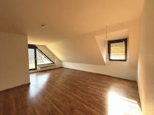 Geräumige helle 3 Raum Wohnung in Kaarst, EBK+TG 3 zimmer