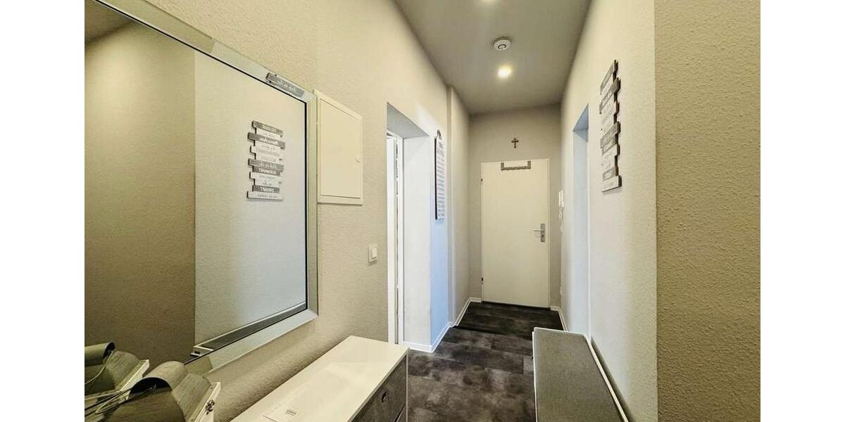 Dachgeschoßwohnung Mönchengladbach Nord - 4.5 Zimmer, 117 m&sup2;, 295.000&euro; | Angebot:27108701