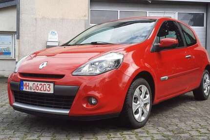 Renault Clio 147.500 km 2.999 &euro; Mülheim 45473