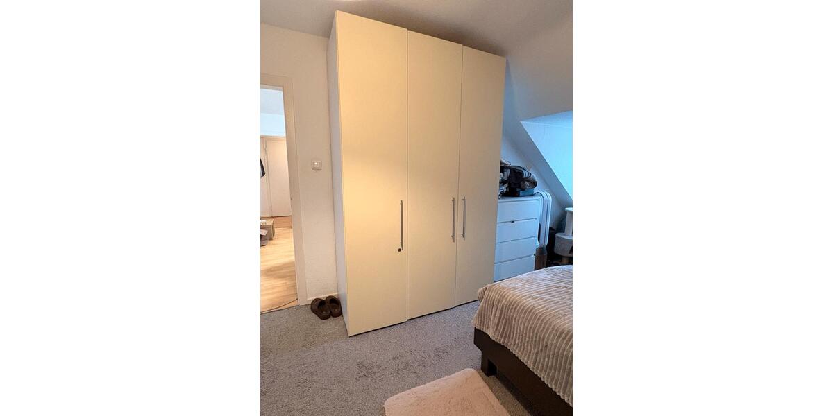 Schöne 2-Zimmer-Dachgeschosswohnung (51 m²) in zentraler Lage 2 zimmer
