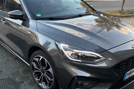 Ford Focus 56.500 km 17.200 &euro; Rommerskirchen 41569