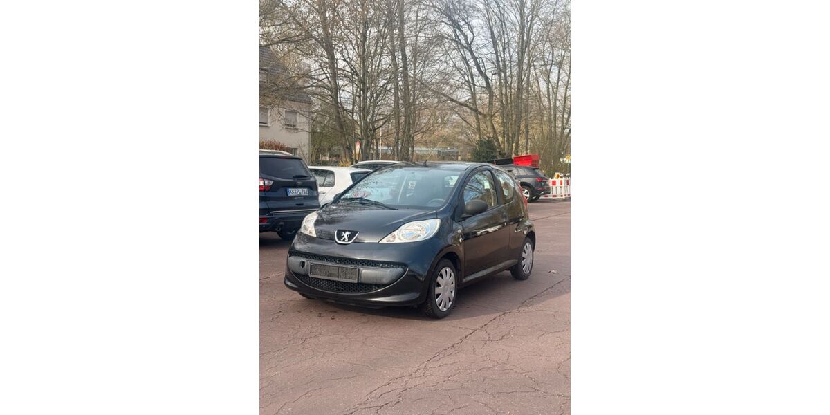 Peugeot 107 121.000 km 2.100 &euro; Mönchengladbach 41189