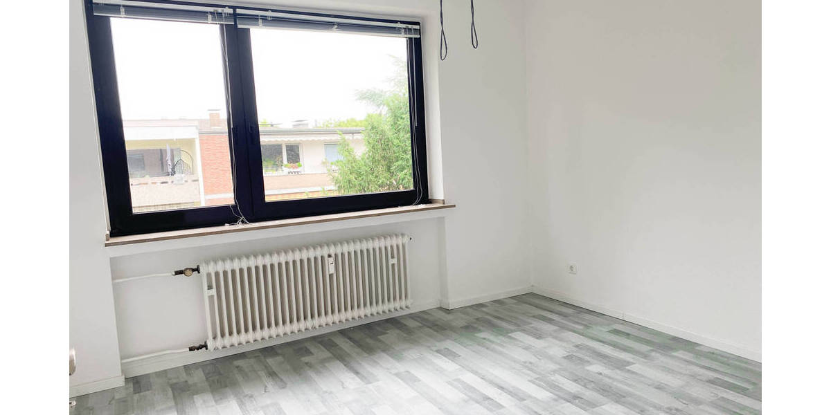 Etagenwohnung Düsseldorf Hassels - 3 Zimmer, 75 m&sup2;, 799&euro; | Angebot:26909176
