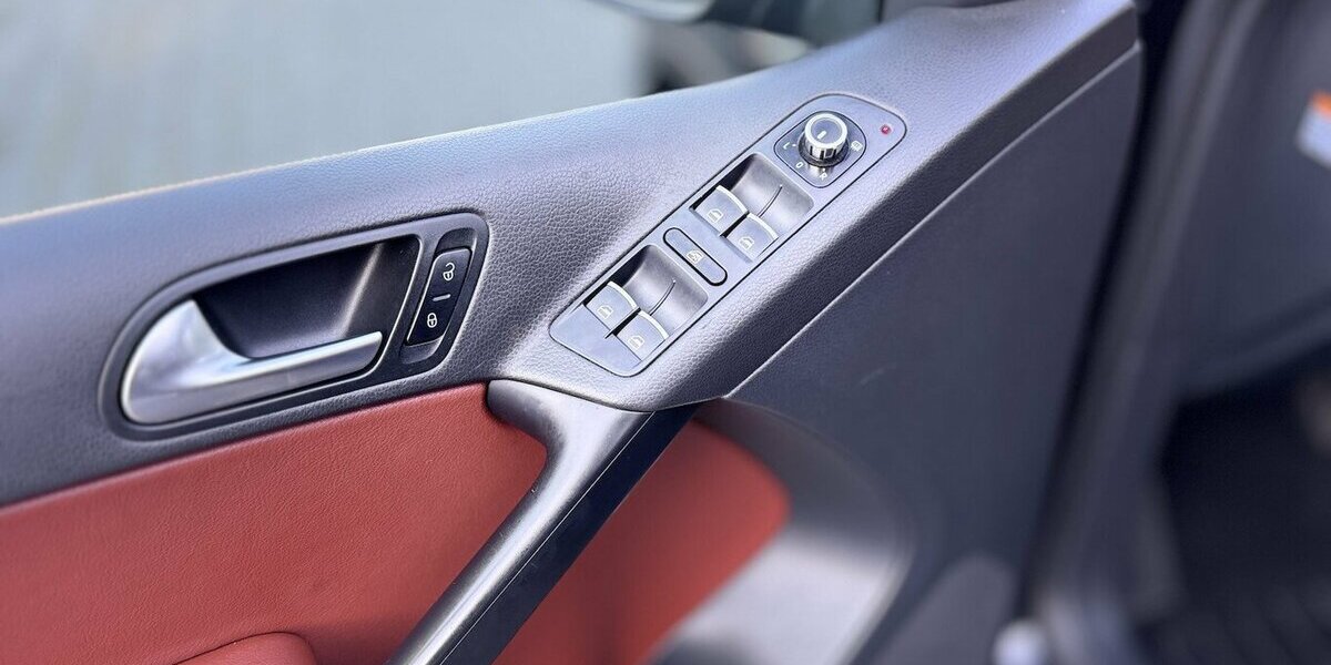 VW Tiguan Sport & Style / Allrad/ Automatik / Leder 195.000 km 8.900 &euro; Mönchengladbach 41066