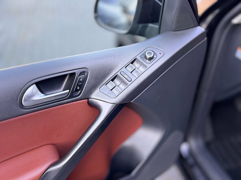 VW Tiguan Sport & Style / Allrad/ Automatik / Leder 195.000 km 8.900 € Mönchengladbach 41066