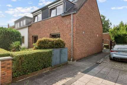 Haus zum Kaufen in Düsseldorf 490.000 € 134 m² 6 zimmer