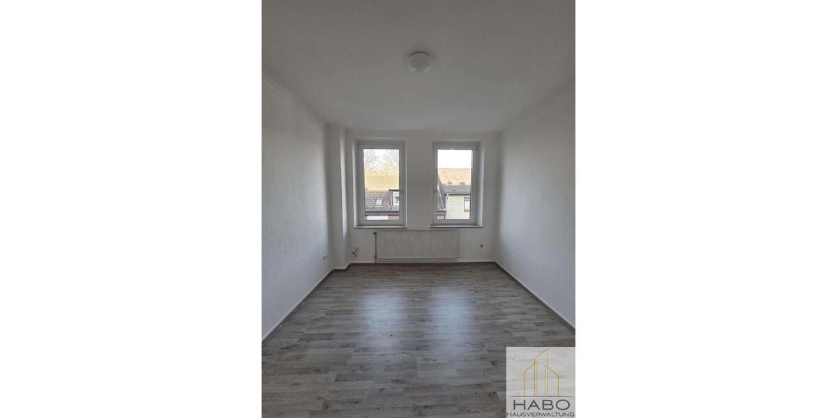 **renovierte 2,5 Zimmer mit Balkon** 2.5 zimmer