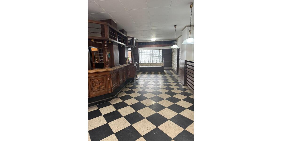 Top Gewerbefläche - RestaurantLadenlokalPizzeriaEvent zimmer