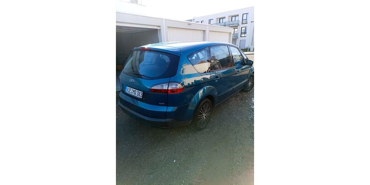 Ford S-Max 286.000 km 2.600 &euro; Viersen 41749