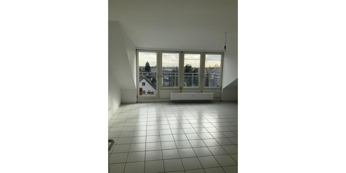 Etagenwohnung Langenfeld (Rheinland) - 3 Zimmer, 96 m&sup2;, 1.089&euro; | Angebot:25648643