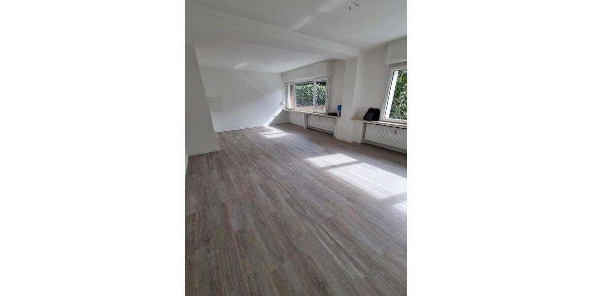 Schicke 2-Zimmer-Wohnung mit Wintergarten und Terrasse im ruhigen Düsseldorf-Angermund 2 zimmer