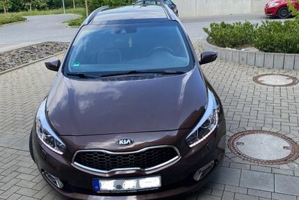 Kia ceed Sportswagon 158.000 km 8.900 &euro; Heiligenhaus 42579