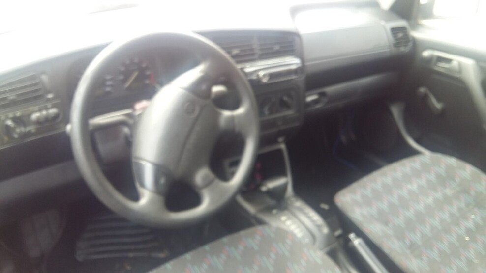 VW Golf 129.800 km 1.800 € Mönchengladbach 41061