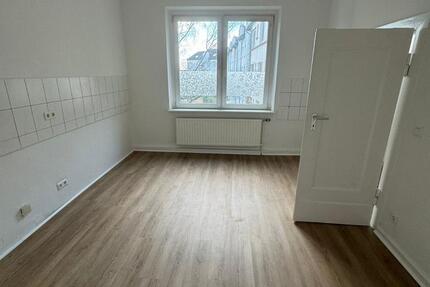Schöne helle 4 Zimmer Wohnung in zentraler Lage von Krefeld 4 zimmer