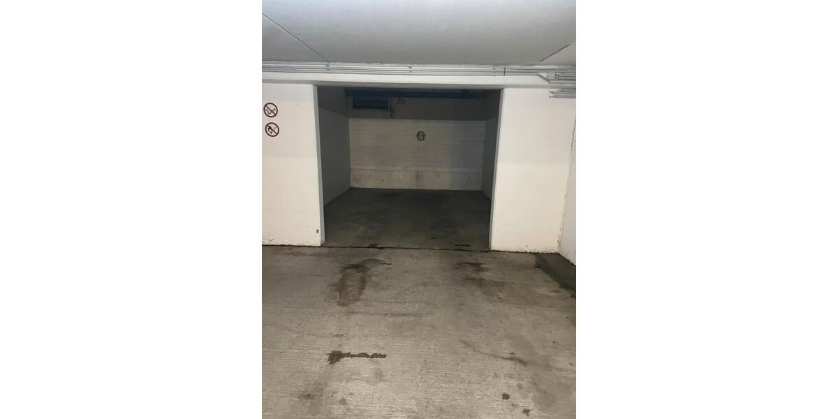Garagen / Stellplätze Düsseldorf Stadtbezirk 6 - 110&euro; | Angebot:26651546
