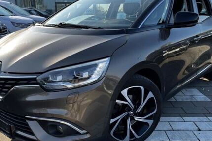 Renault Scenic 121.444 km 13.200 &euro; Solingen 42719