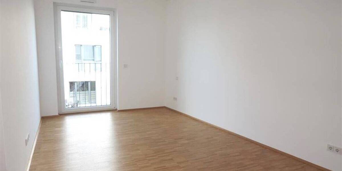 Zimmer Mönchengladbach Stadtmitte - 4 Zimmer, 128 m&sup2;, 1.714&euro; | Angebot:26453952