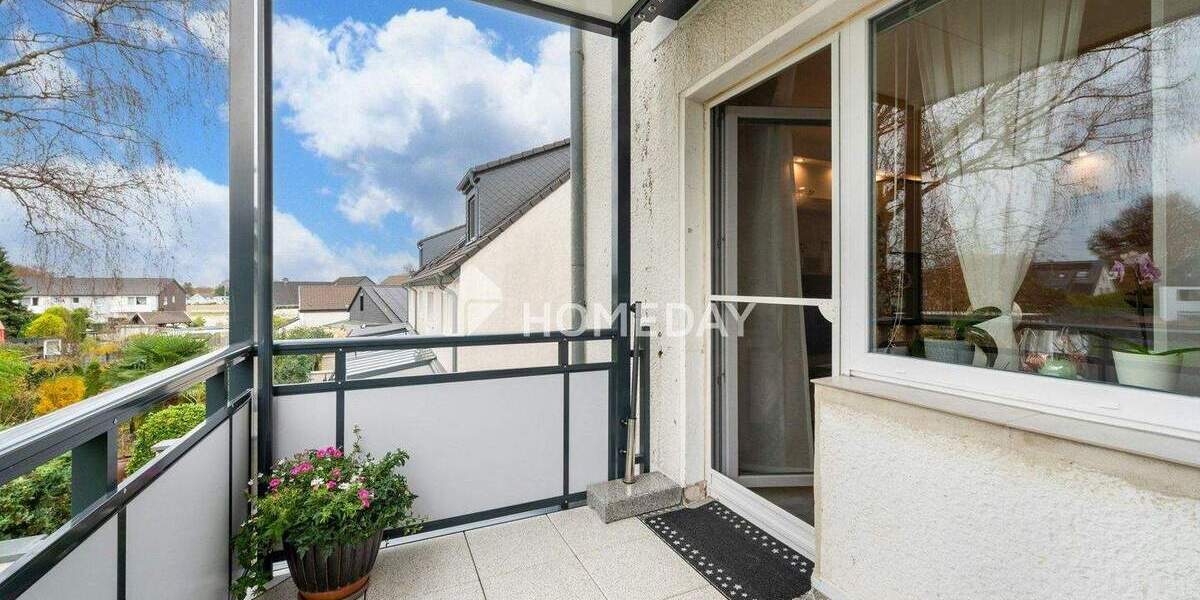 Gepflegte 3-Zimmer-Wohnung mit Balkon, moderner Ausstattung und Einbauküche 3 zimmer