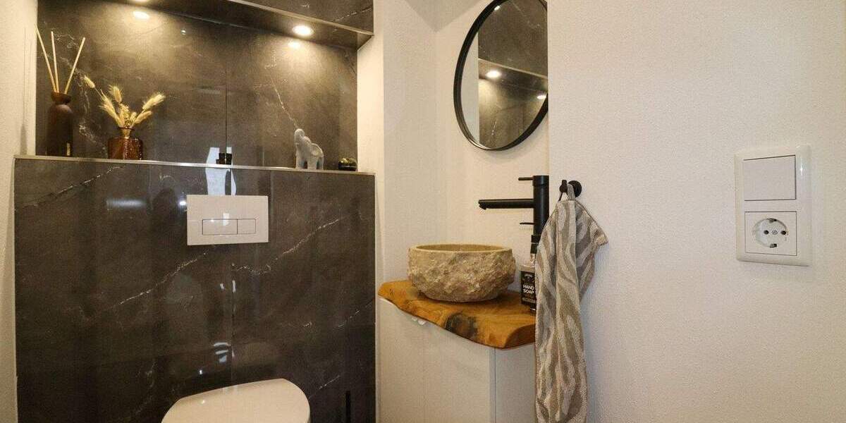 Doppelhaushälfte Grevenbroich Stadtmitte - 4 Zimmer, 104 m&sup2;, 350.000&euro; | Angebot:24739890