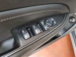 Opel Insignia Innovation 4x4 Bose Park&Go Keyless Nav S 106.219 km 19.880 &euro; HAAN 42781