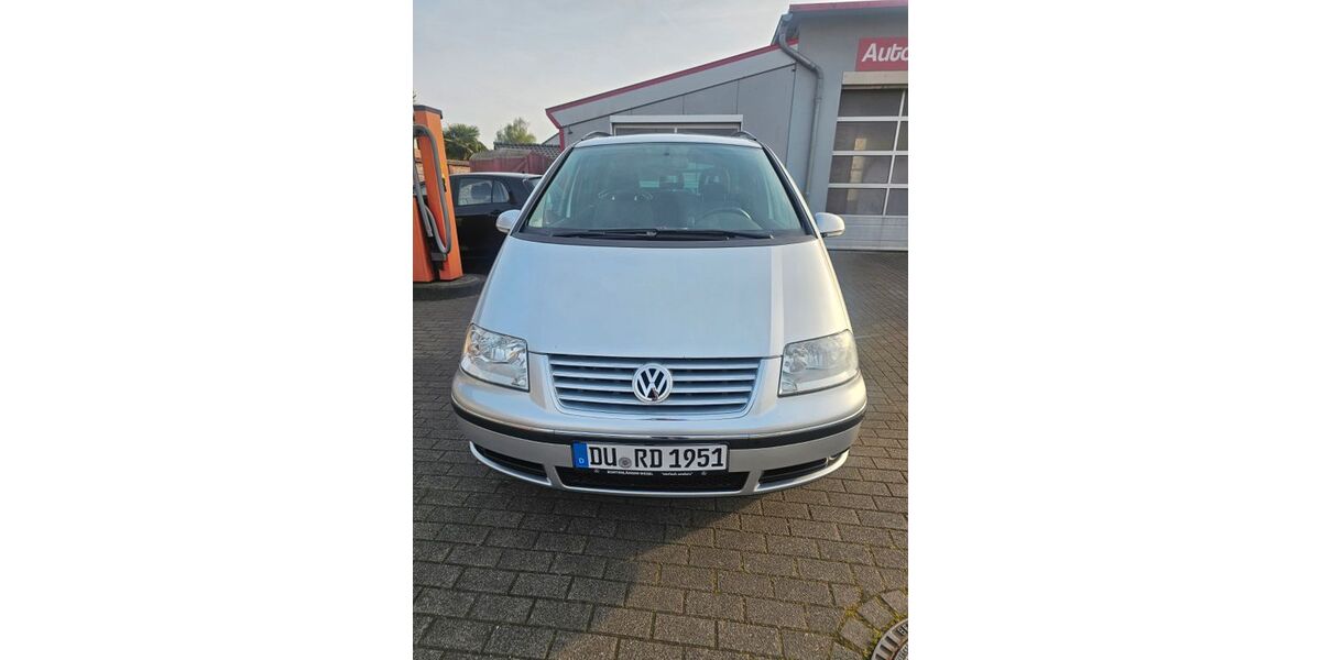 VW Sharan 93.000 km 9.450 &euro; Duisburg 47179