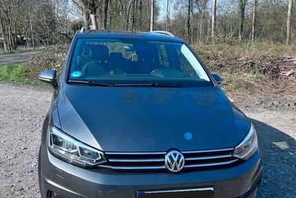 VW Touran 111.000 km 17.190 &euro; Grevenbroich 41516