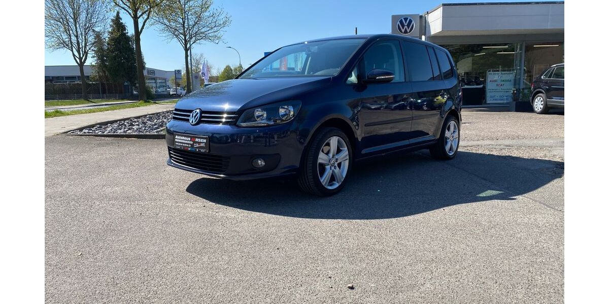 VW Touran 88.962 km 12.990 &euro; Viersen 41748