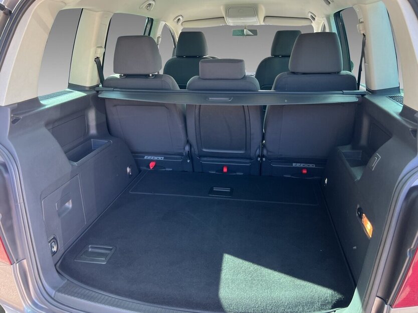 VW Touran Highline Navi Klima Standhzg. PDC Tempo 415.951 km 2.550 € Wuppertal 42327