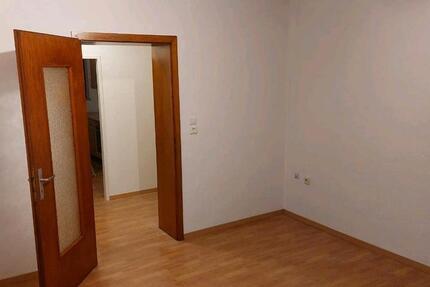 Wohnung Neuss Reuschenberg - 1 Zimmer, 50 m&sup2;, 780&euro; | Angebot:25304063