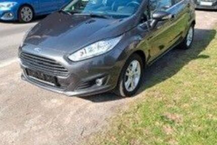 Ford Fiesta 100.107 km 8.990 &euro; Krefeld 47799