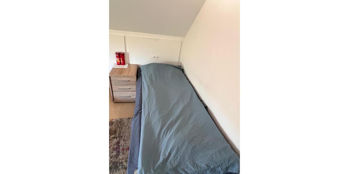 Dachgeschoßwohnung Mönchengladbach West - 2 Zimmer, 60 m&sup2;, 780&euro; | Angebot:26411550