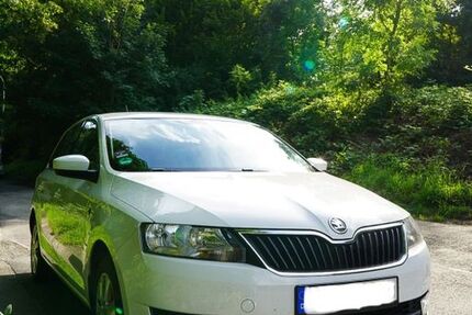 Skoda Rapid 77.500 km 7.240 € Remscheid 42859