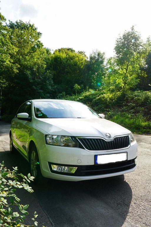 Skoda Rapid 77.500 km 7.240 € Remscheid 42859