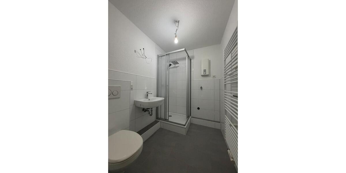 Etagenwohnung Duisburg Mittelmeiderich - 1 Zimmer, 50 m&sup2;, 650&euro; | Angebot:25790433