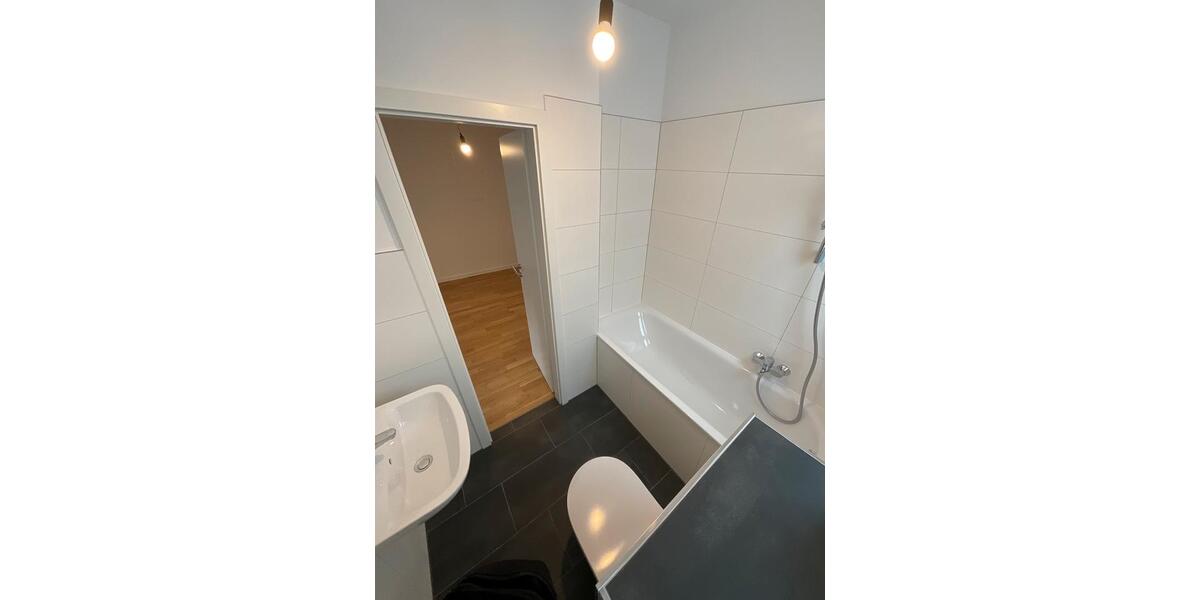 Etagenwohnung Düsseldorf Stadtbezirk 8 - 2 Zimmer, 57 m&sup2;, 912&euro; | Angebot:25590540