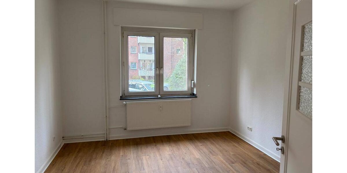 Erdgeschoßwohnung Düsseldorf Stadtbezirk 9 - 2 Zimmer, 58 m&sup2;, 701&euro; | Angebot:25571574