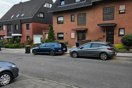 Haus Essen Stadtbezirk VI - 7 Zimmer, 220 m&sup2; | Angebot:26586984